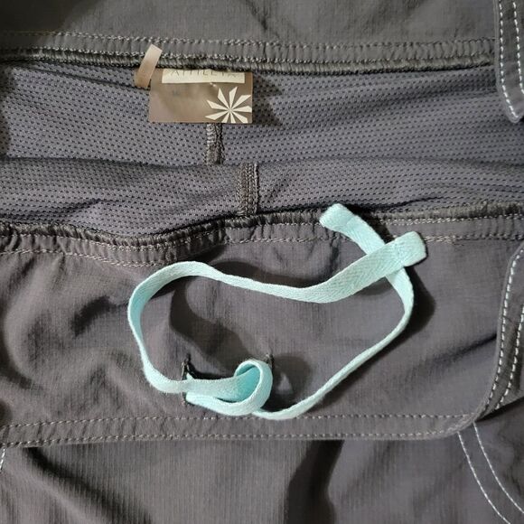 Athleta Cinch Ripstop Skort Asphalt Gray - Picture 12 of 16